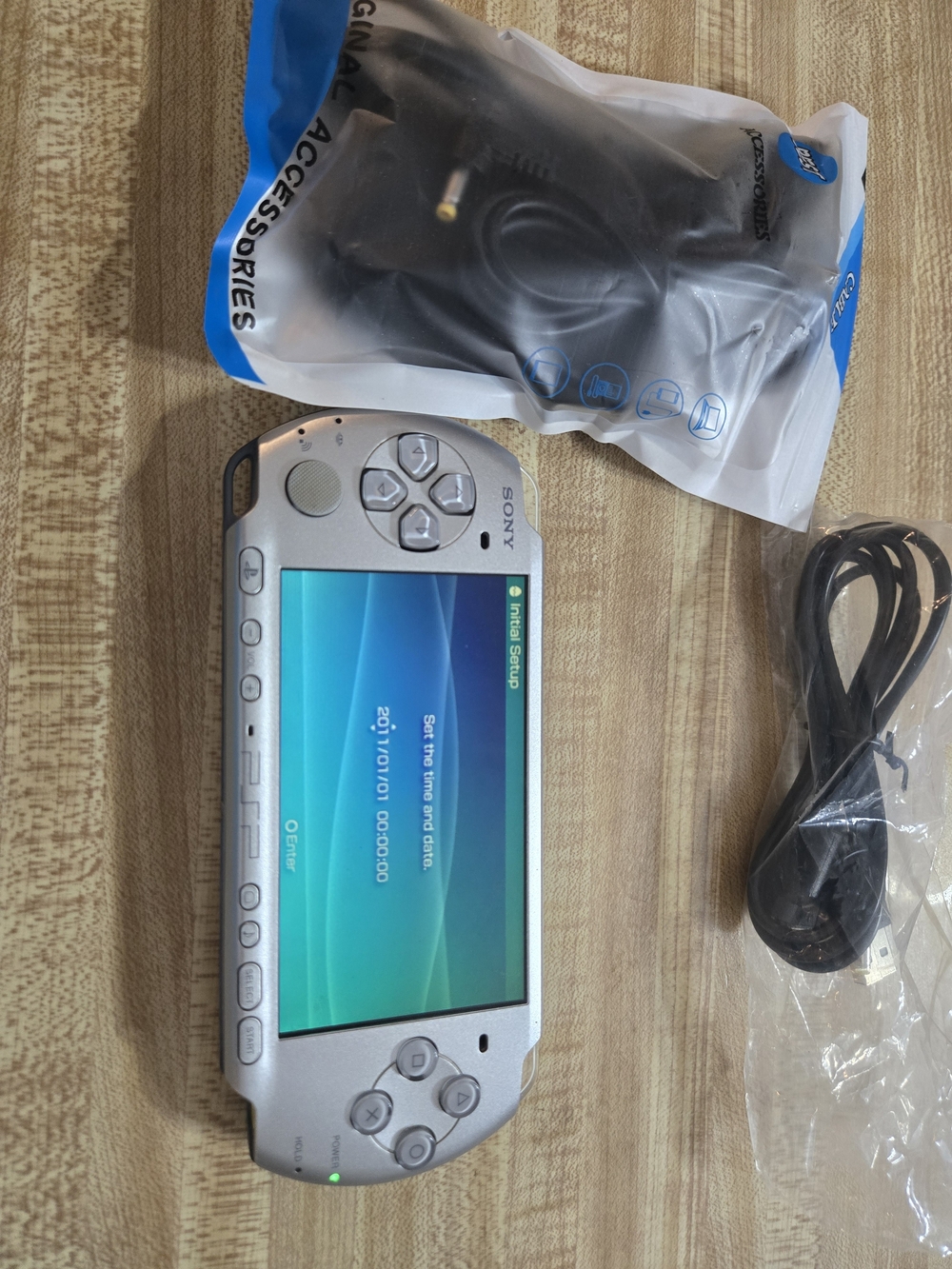 Sony PSP 3000 Handheld Console - Silver with Black Accessories